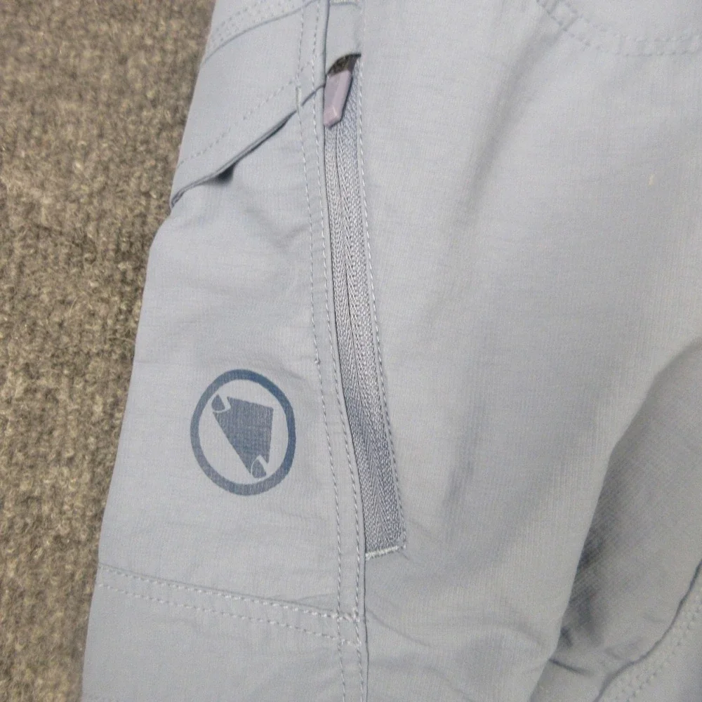 Endura Hummvee Cycling Cargo Shorts Womens Small Blue Padded 10 Inseam Chamois‎